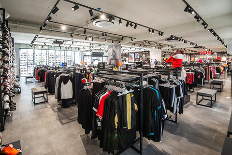 NOVO ŠOPING ISKUSTVO U NIKŠIĆU: U GRADU SPORTA SVI SMO EKIPA