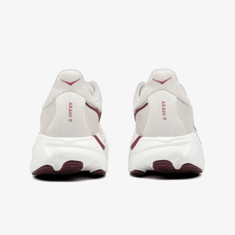 Hoka ARAHI9 