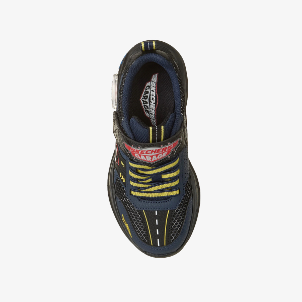 Skechers Garage 