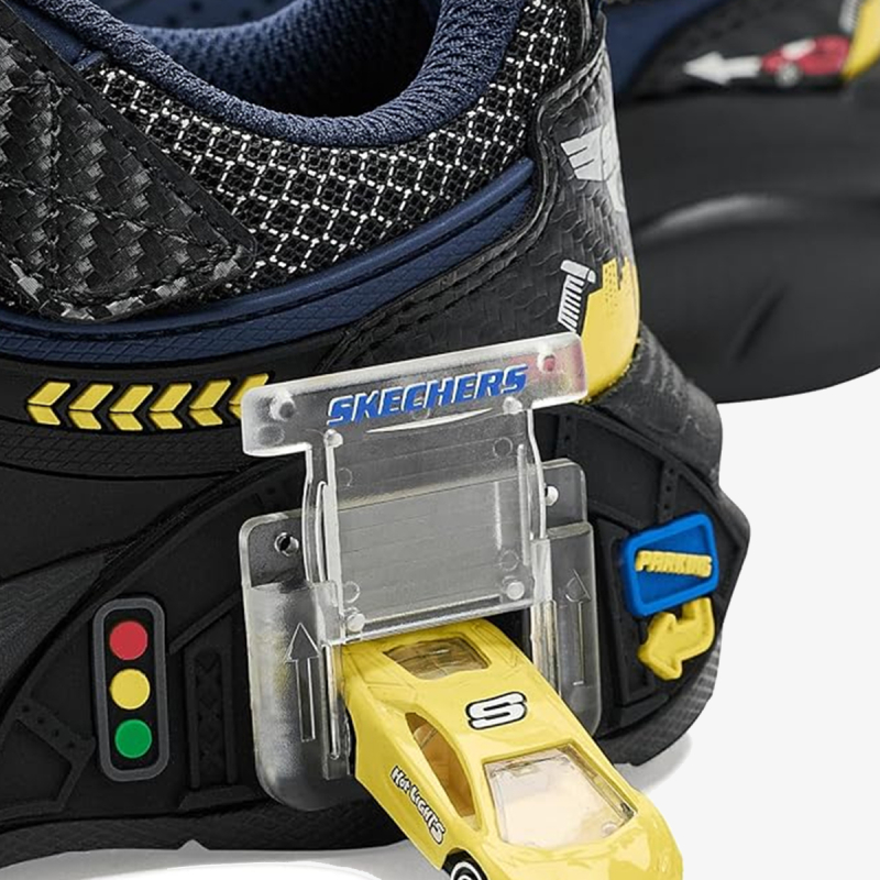 Skechers Garage 