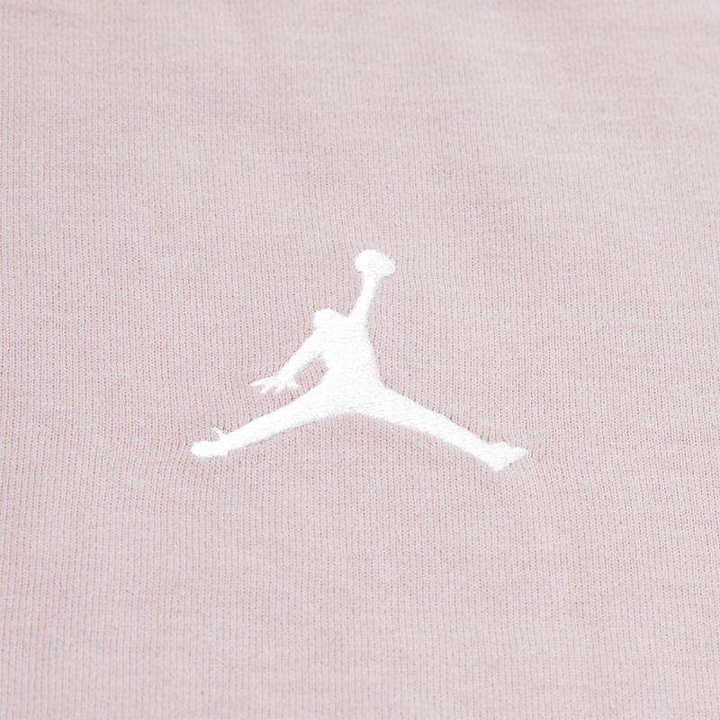 Nike Brooklyn Essentials 