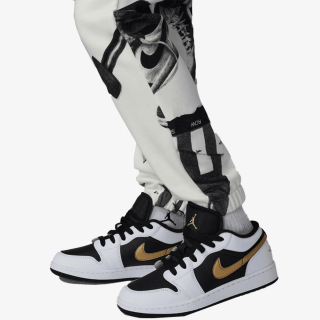 Nike Graphic 