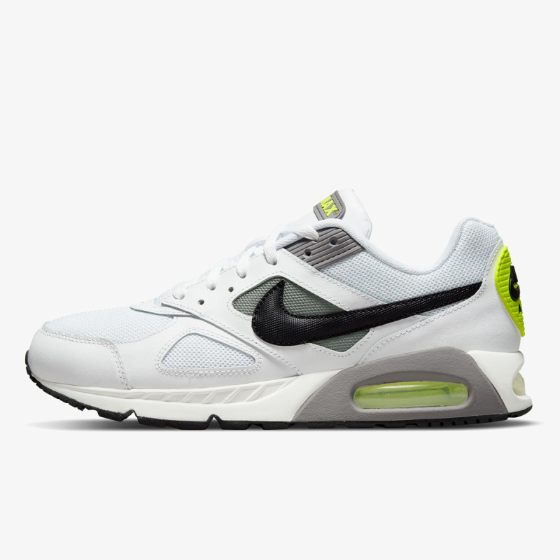NIKE AIR MAX IVO 