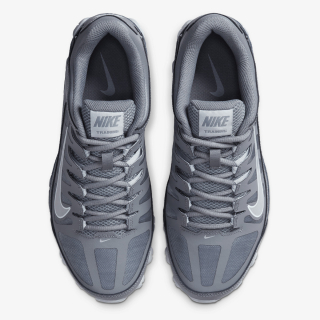 Nike Reax 8 TR 