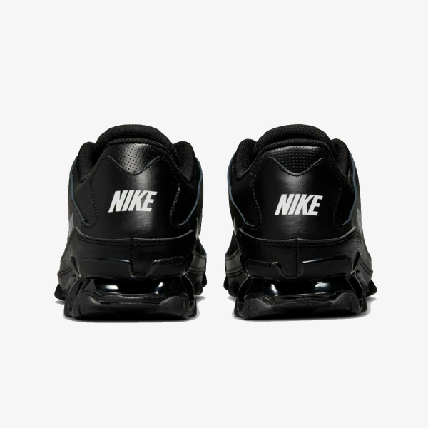 Nike Reax 8 TR 