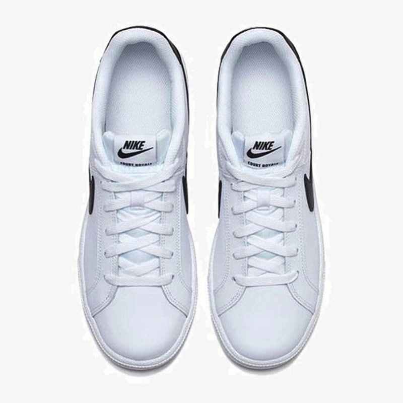 Nike Court Royale 