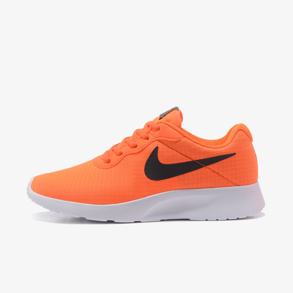 Nike OBUCA PATIKE WOMENS NIKE TANJUN SE SHOE 
