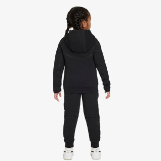 NIKE Tech Fleece 