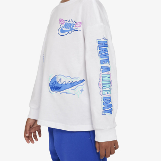 NIKE Sportswear 