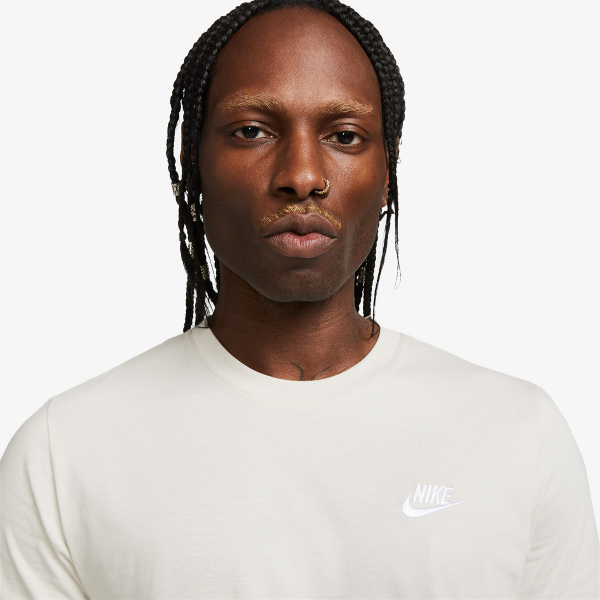 Nike Sportswear Club 