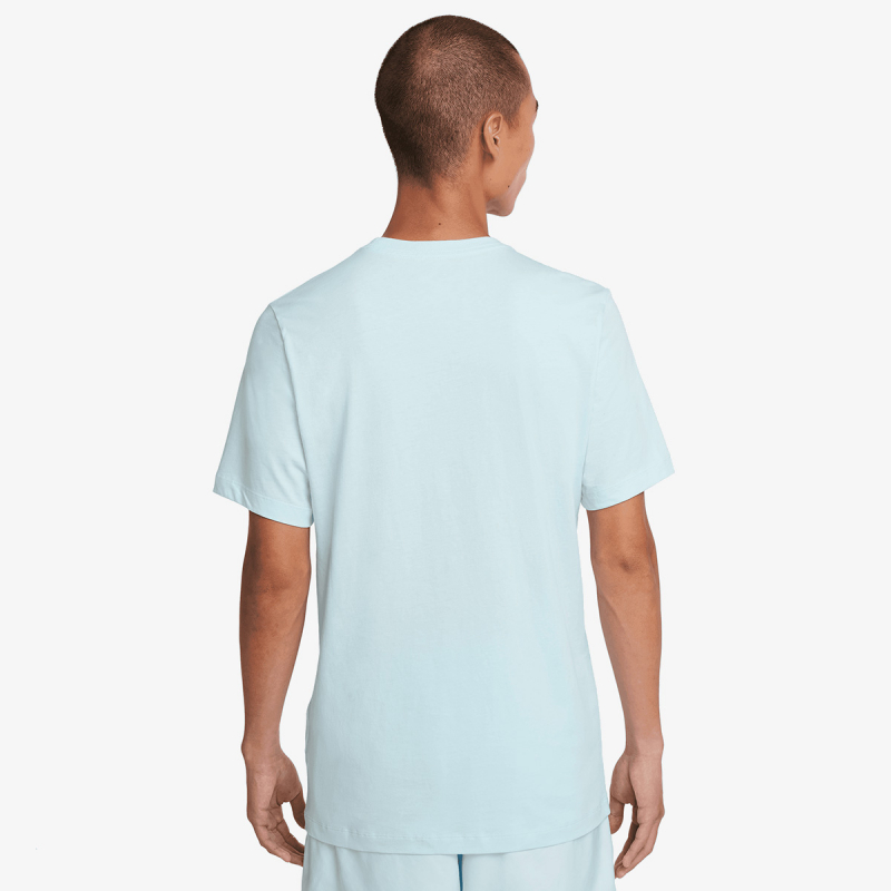 Nike Sportswear Club 