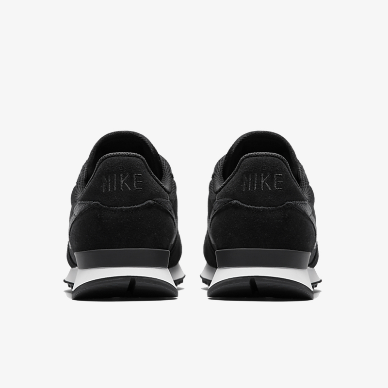 Nike INTERNATIONALIST 