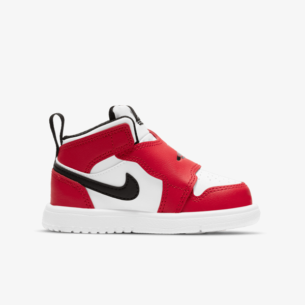 Nike Sky Jordan 1 