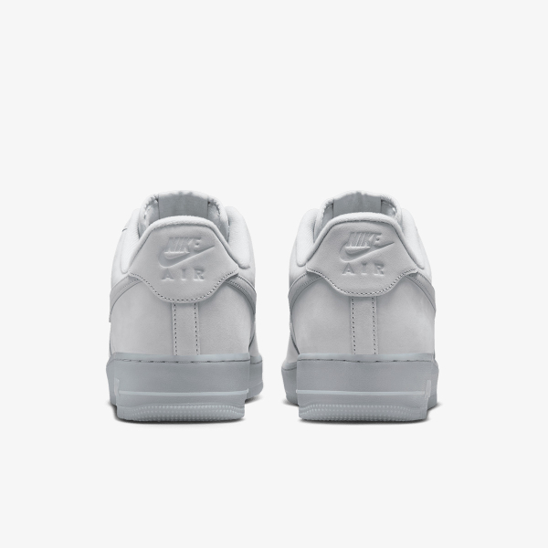 Nike AIR FORCE 1 '07 