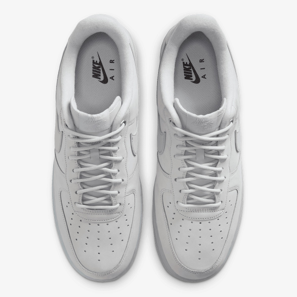 Nike AIR FORCE 1 '07 