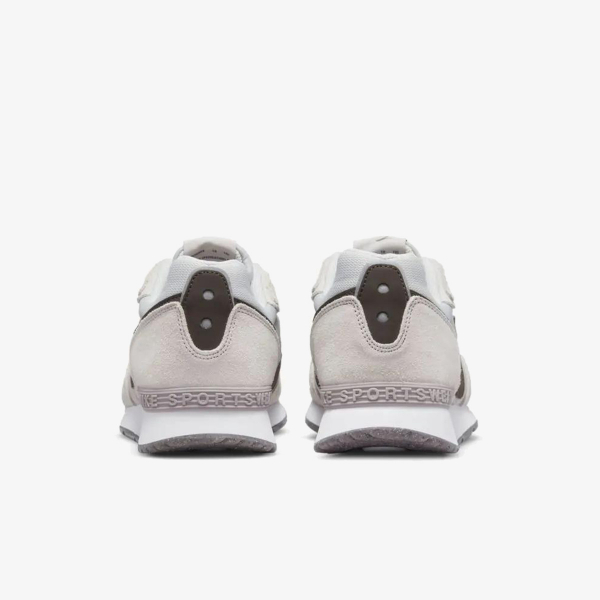 Nike Venture Runner 