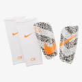 Nike Mercurial Lite CR7 Shin Guards 