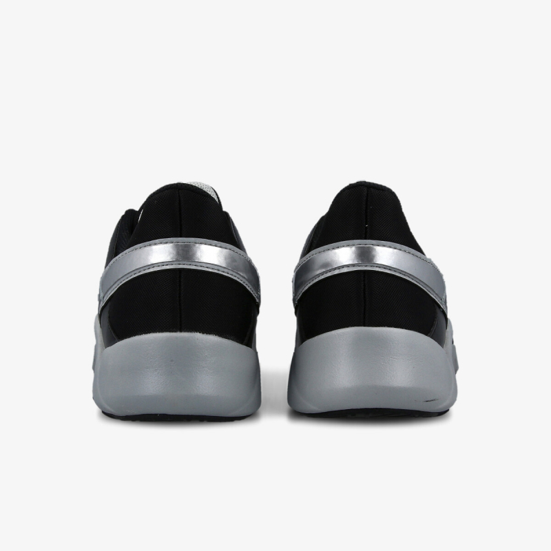 Nike Legend Essential 2 