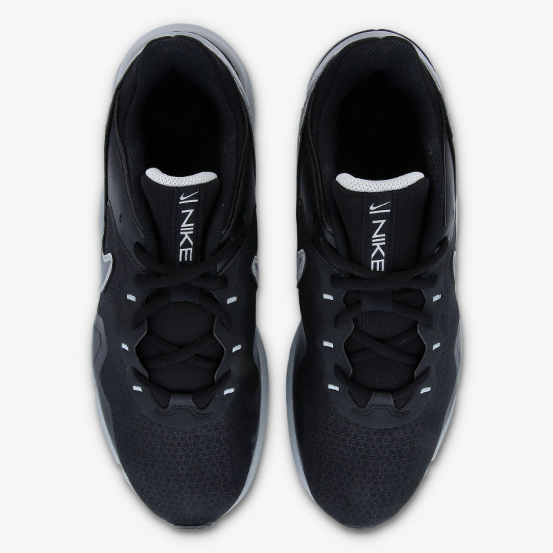 Nike Legend Essential 2 