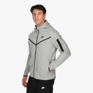 NIKE Sportswear Tech 