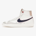 Nike BLAZER MID '77 DNHM 