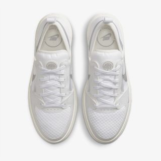 NIKE Court Vision Alta 