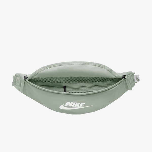 Nike HERITAGE 