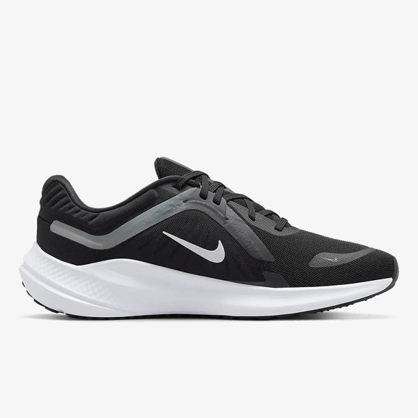 Nike Quest 5 