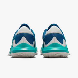 NIKE Precision 6 