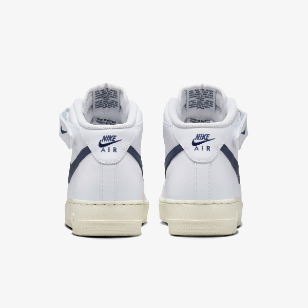 Nike Air Force 1 '07 