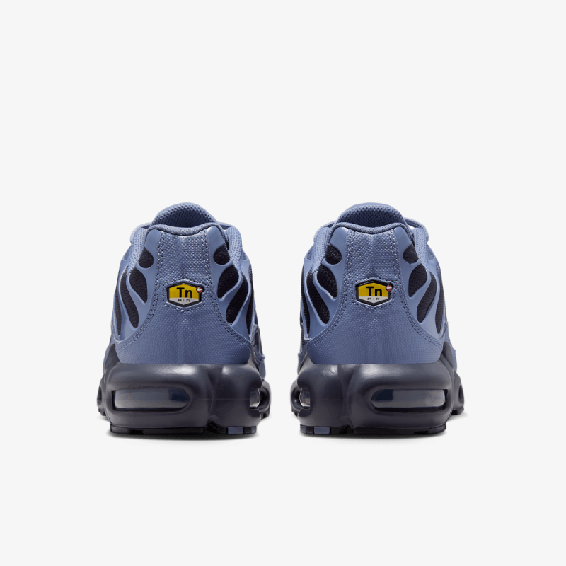 NIKE AIR MAX PLUS 