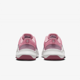 NIKE Legend Essential 3 Next Nature 