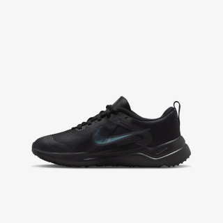 NIKE Downshifter 12 