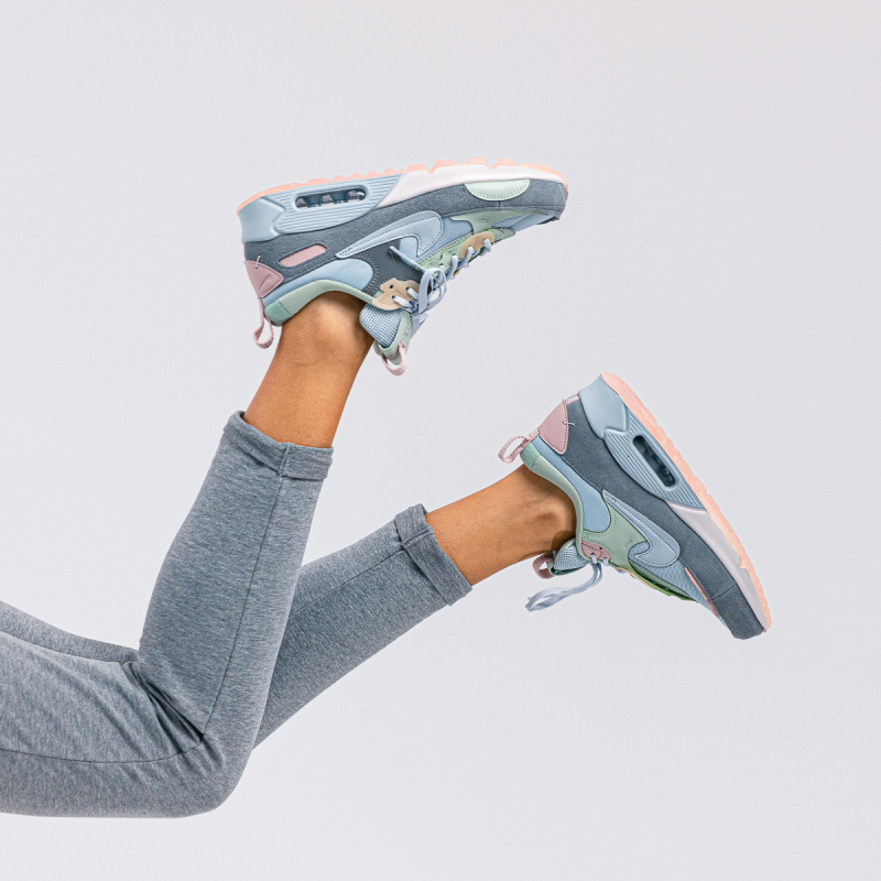 Nike W AIR MAX 90 FUTURA 