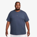 SPORTSWEAR 