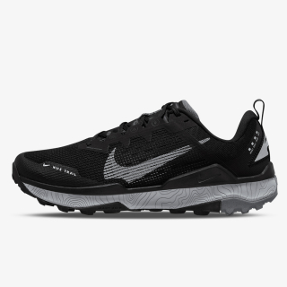 NIKE Wildhorse 8 
