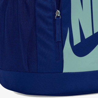 NIKE Elemental 