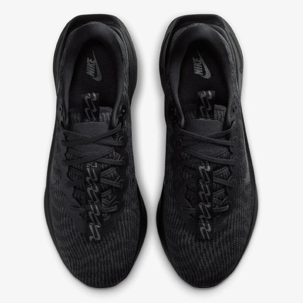 Nike Escape Momentum 