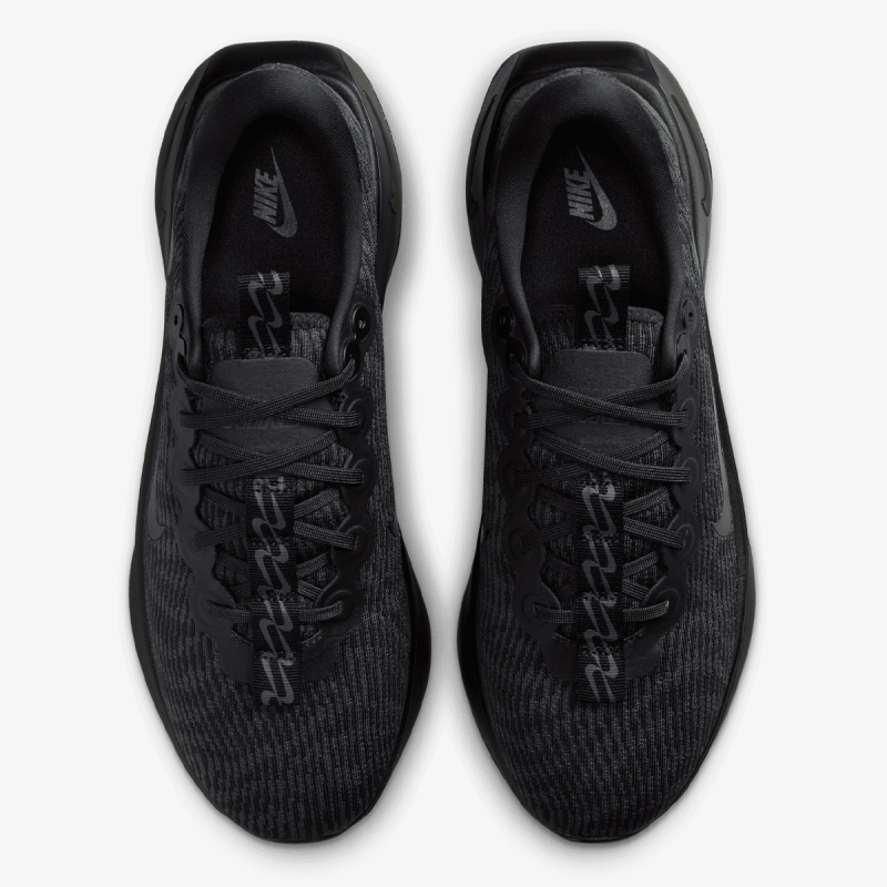 Nike Escape Momentum 