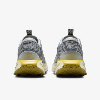 Nike Escape Momentum 