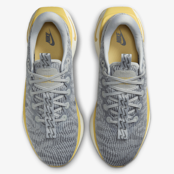 Nike Escape Momentum 