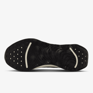 Nike Escape Momentum 