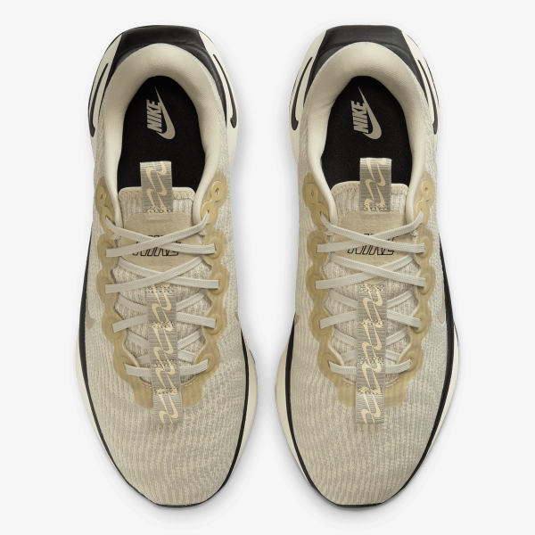 Nike Escape Momentum 