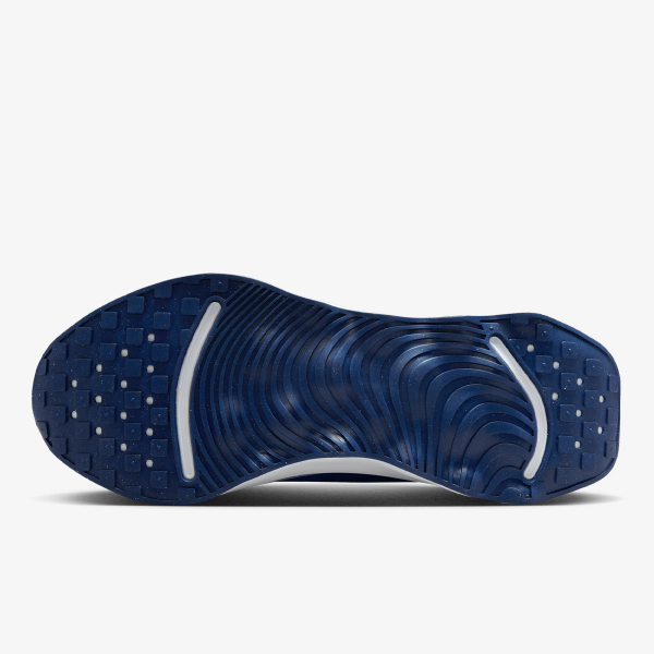 Nike Escape Momentum 