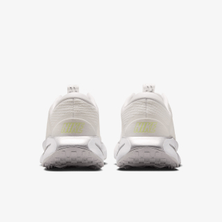 Nike Escape Momentum 