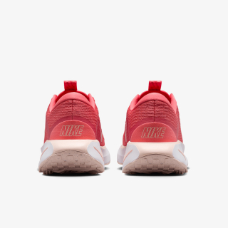 Nike Escape Momentum 