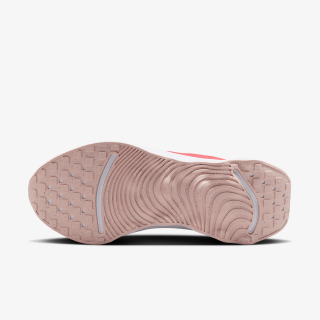 Nike Escape Momentum 