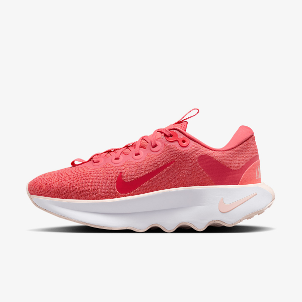 Nike Escape Momentum 