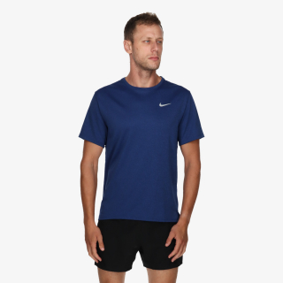 NIKE Miler 