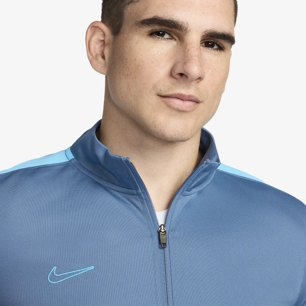 Nike Academy 